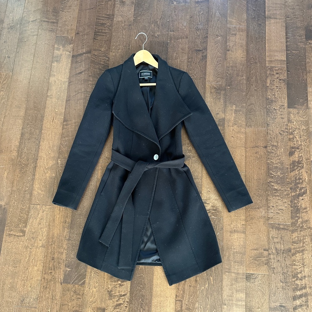 Le Château Classic Black Jacket